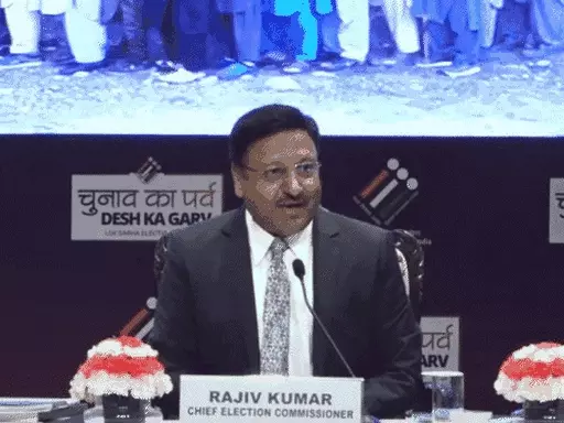 जयराम के आरोपों पर EC बोला- शक का इलाज नहीं,कांग्रेस नेता ने शनिवार को कहा था- शाह ने 150 कलेक्टरों को धमकाया October 21, 2026
