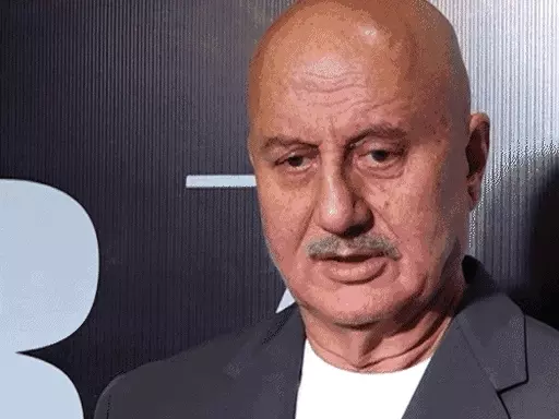 कंगना रनोट थप्पड़ कांड पर बोले अनुपम खेर,महिला कॉन्स्टेबल ने पद का गलत इस्तेमाल किया, शेखर सुमन की मांग- महिला को सजा मिले October 19, 2026