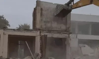 जयपुर में दुकानों-मैरिज गार्डन पर चल रहा बुलडोजर,आज 130 से ज्यादा अवैध निर्माण हटाए जाएंगे; मौके पर भारी पुलिस जाप्ता तैनात October 18, 2026