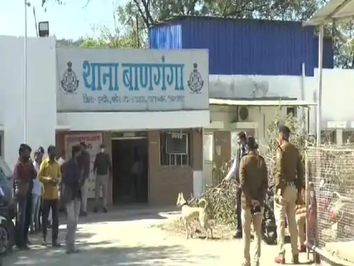 इंदौर के मंदिर में आधी रात को डकैती,पुजारी-महंत को बंधक बनाया, मंदिर निर्माण के रुपए, दानपेटी और सोने का लॉकेट लूटा October 19, 2026