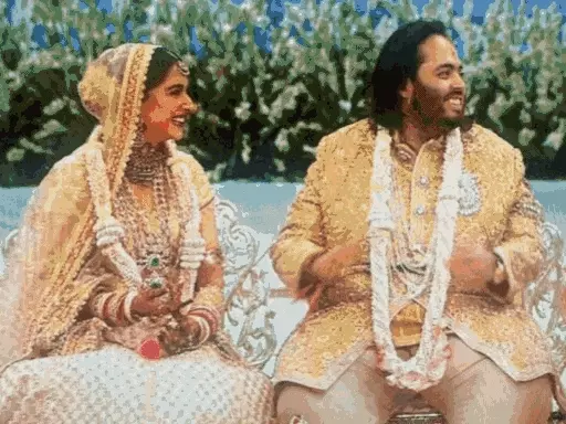 अनंत अंबानी-राधिका ने जियो वर्ल्ड में लिए सात फेरे,बनारसी थीम पर हुआ डेकोरेशन, बारात में नाचे सलमान; आज रिसेप्शन में पहुंचेंगे PM October 19, 2026
