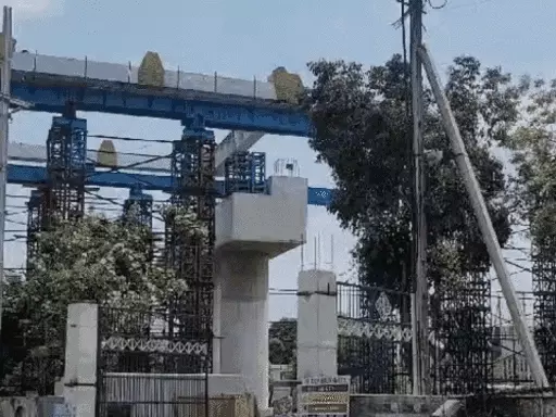 रेलवे ट्रैक के ऊपर से गुजरेगी मेट्रो, परमिशन मिली,भोपाल में 65 मीटर लंबे स्टील ब्रिज की तैयारी; अगस्त में मिलेगा ब्लॉक October 19, 2026