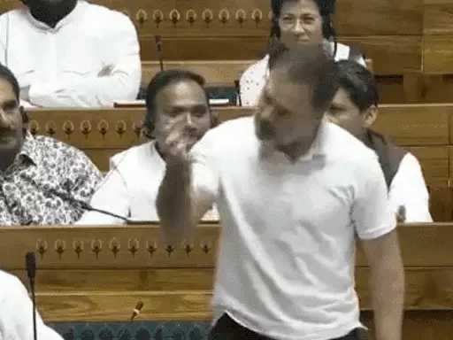 संसद में राहुल गांधी का 46 मिनट का भाषण,महाभारत के चक्रव्यूह की चर्चा, अडाणी-अंबानी पर हंगामा, निर्मला ने सिर... October 19, 2026