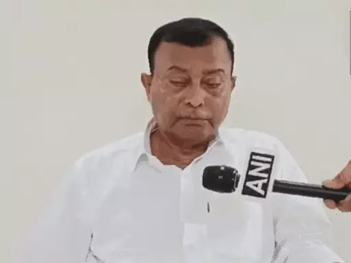 भोले बाबा हाथरस हादसे के बाद पहली बार सामने आया,कहा- उपद्रवी बख्शे नहीं जाएंगे, पीड़ितों की मदद करेंगे; मुख्य आरोपी ने दिल्ली में सरेंडर किया October 19, 2026