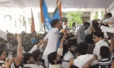 भोपाल में NSUI का प्रदर्शन, पुलिस की थ्री लेयर तैयारी,पीसीसी से दौड़ते हुए निकले कार्यकर्ता; पुलिस ने वाटर कैनन से खदेड़ा, अश्रुगैस के गोले छोड़े October 18, 2026