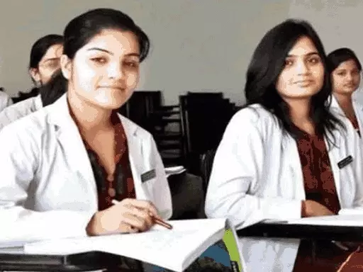 NEET PG एग्‍जाम 11 अगस्त को,गड़बड़ी की आशंका के बाद 22 जून को स्थगित हुआ था, पेपर 2 घंटे पहले तैयार होगा October 19, 2026