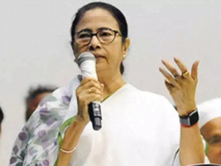 ममता की मोदी को 8 दिन में दूसरी चिट्ठी,कहा- संवेदनशील मुद्दे पर आपने जवाब नहीं दिया, रेप अपराधियों को कड़ी सजा के लिए कानून बने October 19, 2026