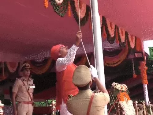 भोपाल में CM डॉ. मोहन यादव ने किया ध्वजारोहण,लाल परेड ग्राउंड पर ली परेड की सलामी, 15 पुलिस अफसरों को दिए वीरता पदक October 19, 2026