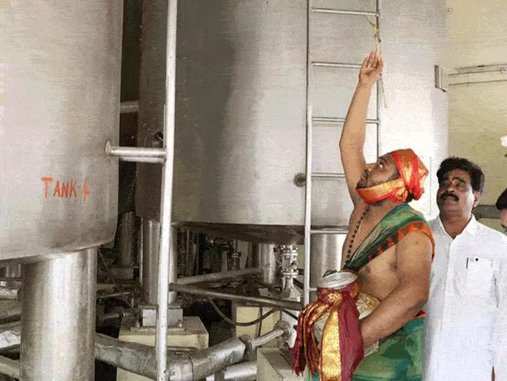 तिरुपति लड्डू विवाद,सुप्रीम कोर्ट ने कहा- जांच चल रही है तो CM ने बयान क्यों दिया, कम से कम भगवान को तो राजनीति से दूर रखें October 19, 2026