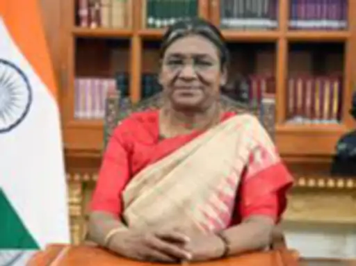 राष्ट्रपति द्रोपदी मुर्मु करेंगी उज्जैन-इंदौर सिक्स लेन रोड का भूमिपूजन,महाकाल मंदिर दर्शन भी करेगी महामहिम October 19, 2026