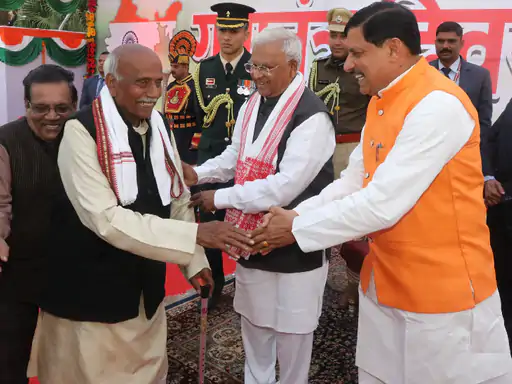MP में आज से जिला अस्पतालों में सस्ती मिलेंगी दवाएं,CM ने किया जन औषधि केंद्रों का उद्घाटन, भोपाल के सफाई मित्रों को 5-5 हजार प्रोत्साहन राशि October 19, 2026