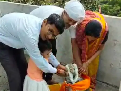 भोपाल के 6 घाटों पर गणेश विसर्जन शुरू,भक्त बप्पा को दे रहे विदाई; बड़ी मूर्तियों को विसर्जित करने के लिए घाटों पर क्रेन October 19, 2026