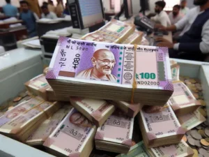 बचत खाते में नकदी जमा की सीमा: जानिए कितनी रकम पर आयकर विभाग भेज सकता है नोटिस 44 बचत खाते में नकदी जमा की सीमा: जानिए कितनी रकम पर आयकर विभाग भेज सकता है नोटिस October 3, 2026