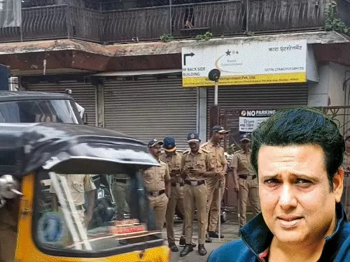 गोविंदा के पैर में गोली लगी,खुद की रिवॉल्वर से मिस फायरिंग हुई, हॉस्पिटल से ऑडियो नोट शेयर कर कहा- आपके आशीर्वाद से गोली निकाल दी गई 40 गोविंदा के पैर में गोली लगी,खुद की रिवॉल्वर से मिस फायरिंग हुई, हॉस्पिटल से ऑडियो नोट शेयर कर कहा- आपके आशीर्वाद से गोली निकाल दी गई October 18, 2026